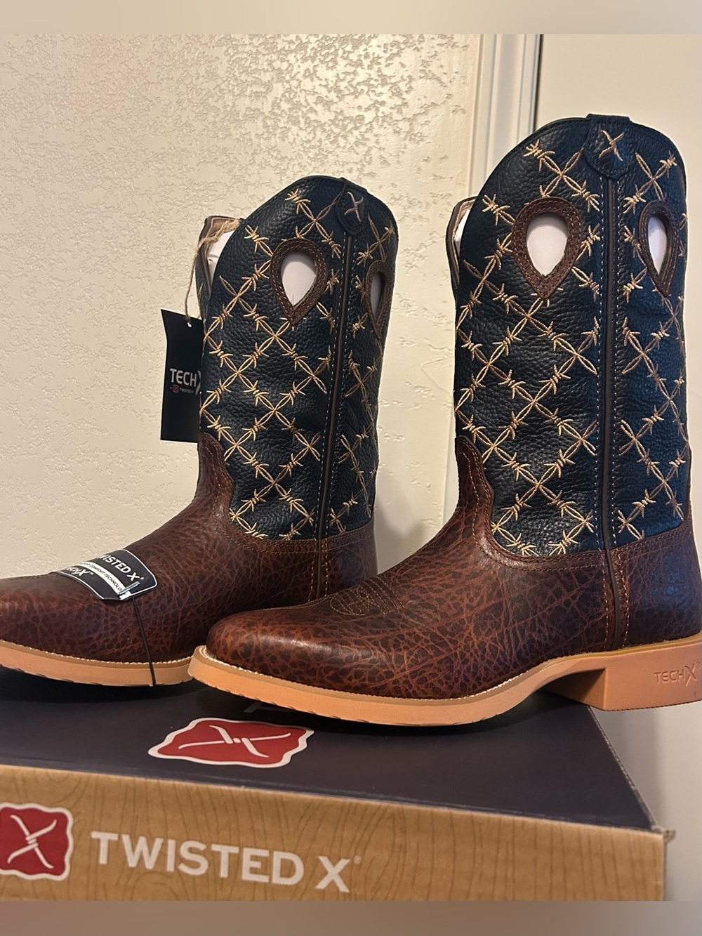 Twisted X Men's Brown Leather & Black Embroidered Cowboy Boots